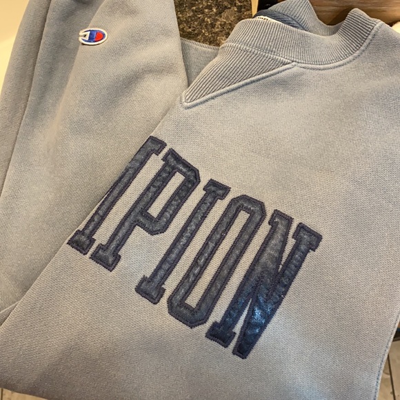 Champion Crew Neck Sweatshirt - Picture 2 of 3